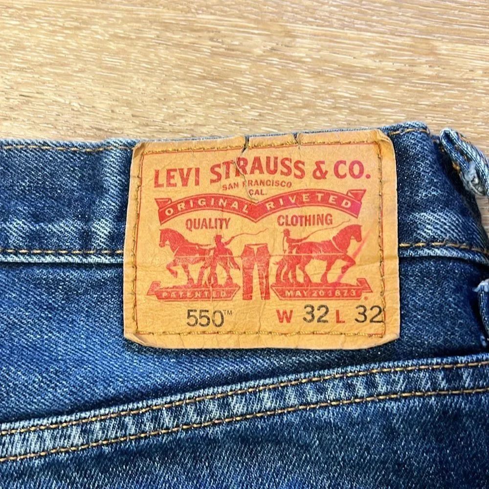 Levi 550’s 32x32 - Picture 3 of 3